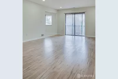 1314 Edison Glen Terrace, Edison, NJ 08837 - Photo 7