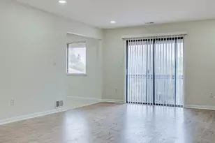 1314 Edison Glen Terrace, Edison, NJ 08837 - Photo 7