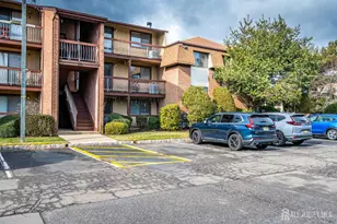 1314 Edison Glen Terrace, Edison, NJ 08837 - Photo 3