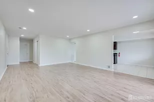 1314 Edison Glen Terrace, Edison, NJ 08837 - Photo 5