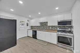 120 Winthrop Rd, Edison, NJ 08817 - Photo 5