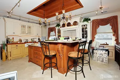 211 6th Avenue, Hawthorne, NJ 07506 - Photo 9