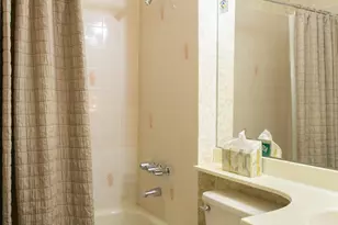 77 Linda Ln, Edison, NJ 08820 - Photo 17