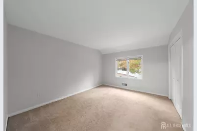 124 Kingsland Circle, South Brunswick Township, NJ 08852 - Photo 13