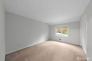 124 Kingsland Cir, South Brunswick Township, NJ 08852 - Photo 13