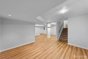 124 Kingsland Cir, South Brunswick Township, NJ 08852 - Photo 11