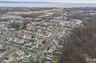 285 Nathan Ct, Aberdeen Township, NJ 07721 - Photo 43