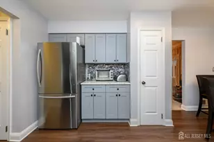 285 Nathan Ct, Aberdeen Township, NJ 07721 - Photo 9