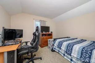 285 Nathan Ct, Aberdeen Township, NJ 07721 - Photo 25