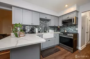 285 Nathan Ct, Aberdeen Township, NJ 07721 - Photo 11