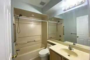 215 Waterford Dr, Middlesex, NJ 08817 - Photo 9