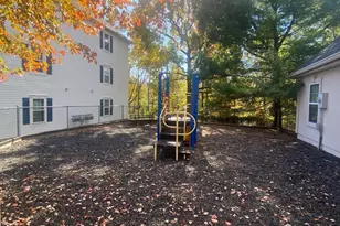 215 Waterford Dr, Middlesex, NJ 08817 - Photo 11