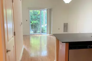 13 Hughes Cir, Sayreville, NJ 08859 - Photo 5