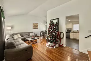 60 Tracy Dr, Fords, NJ 08863 - Photo 11