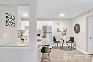 2821 Pheasant Hollow Dr, Plainsboro Township, NJ 08536 - Photo 5