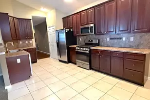 143 Valencia Dr, Monroe Township, NJ 08831 - Photo 11