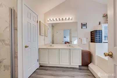 62 Magellan Way, Franklin Township, NJ 08823 - Photo 25