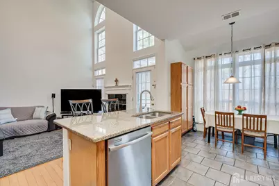 62 Magellan Way, Franklin Township, NJ 08823 - Photo 15