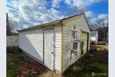 226 Wellington Place, Edison, NJ 08817 - Photo 5