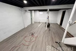 18 Bradford Rd, East Brunswick Township, NJ 08016 - Photo 9