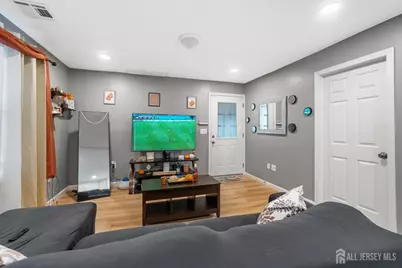 619 Hancock Street, South Plainfield, NJ 07080 - Photo 3