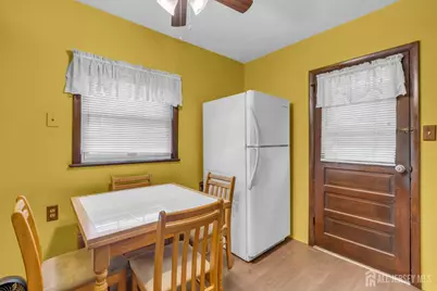 184 Green Street, Woodbridge Township, NJ 07095 - Photo 17