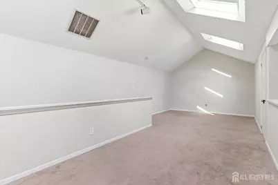 92 Beverly Hill Terrace, Woodbridge Township, NJ 07095 - Photo 19