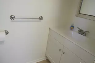 32 Lafayette Ct, North Brunswick Township, NJ 08902 - Photo 11