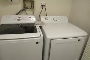 32 Lafayette Ct, North Brunswick Township, NJ 08902 - Photo 21