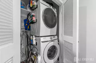 299 Columbia Ave, Jersey City, NJ 07307 - Photo 15