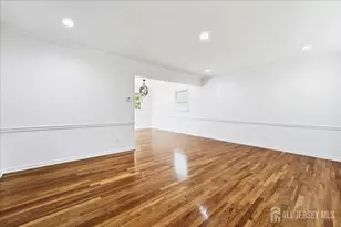 35 Brooktree Rd, East Windsor Township, NJ 08520 - Photo 3