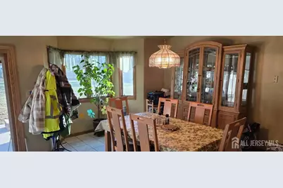 24 Stephenville Parkway, Edison, NJ 08820 - Photo 7