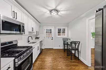 139 Lee Drive, Middlesex, NJ 08846 - Photo 11