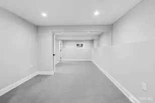 139 Lee Dr, Middlesex, NJ 08846 - Photo 33