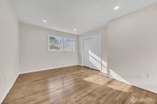 127 Stockton Ave, Franklin Township, NJ 08540 - Photo 21