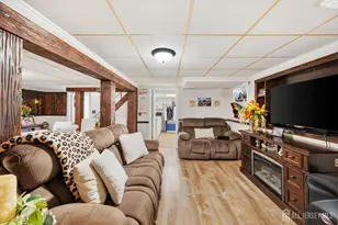 8 Johnson St, Carteret, NJ 07008 - Photo 37