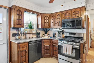 8 Johnson Street, Carteret, NJ 07008 - Photo 13