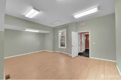 305 E High Street E, Bound Brook, NJ 08805 - Photo 15