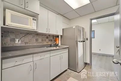 107 Stuyvesant Avenue #2, Lyndhurst Township, NJ 07071 - Photo 15