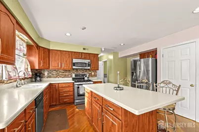 21 Crestview Drive, South Brunswick Township, NJ 08824 - Photo 9