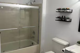 262 Kempsey Dr, North Brunswick Township, NJ 08902 - Photo 9