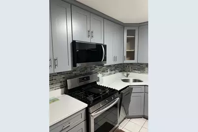 262 Kempsey Drive, North Brunswick Township, NJ 08902 - Photo 5