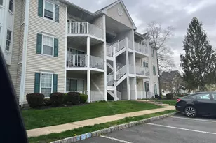 262 Kempsey Dr, North Brunswick Township, NJ 08902 - Photo 1