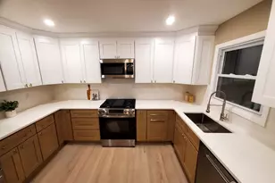 208 Holly Dr, Roselle, NJ 07203 - Photo 31