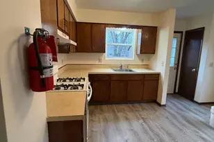 710-712 Drake Ave, Middlesex, NJ 08846 - Photo 5