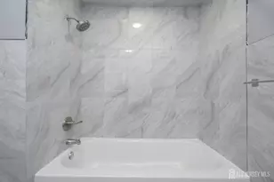 28 Powderhorn Ct, Woodbridge Township, NJ 07095 - Photo 23