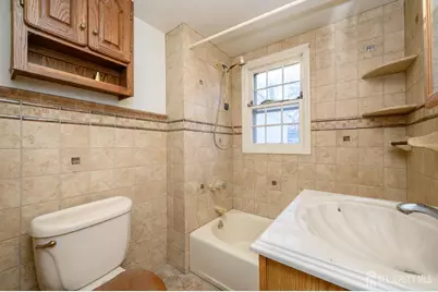 49 Navajo Avenue, Parsippany-Troy Hills, NJ 07034 - Photo 13
