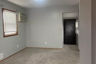 55 Murdock St, Fords, NJ 08863 - Photo 5