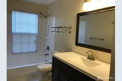 601 Hampshire Drive, North Brunswick Township, NJ 08902 - Photo 19