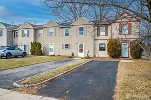 112 Redbud Rd, Piscataway Township, NJ 08854 - Photo 3